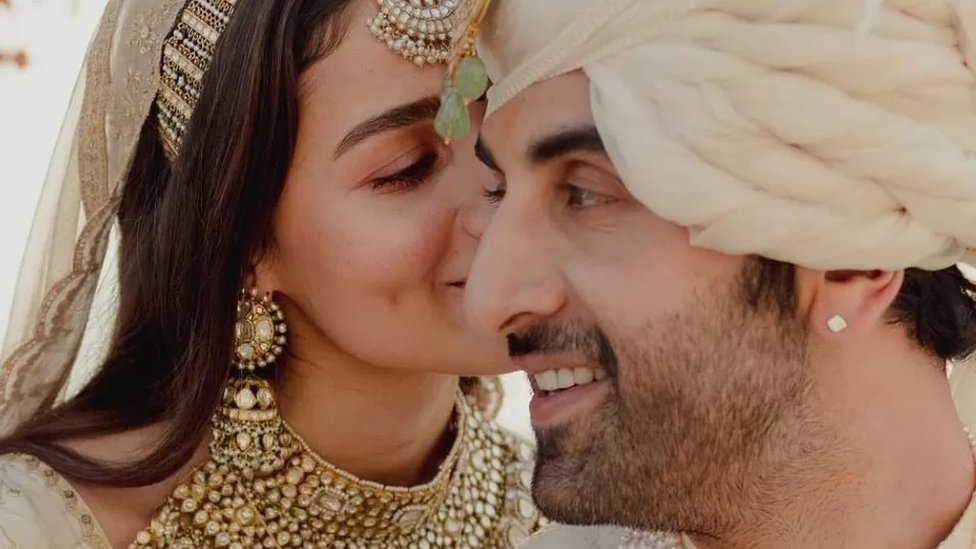 आलिया भट्ट को लेकर एक बार फिर रणबीर कपूर हुए ट्रोल, आइए जानते हैं फैंस ने रणबीर कपूर को क्यों किया ट्रोल