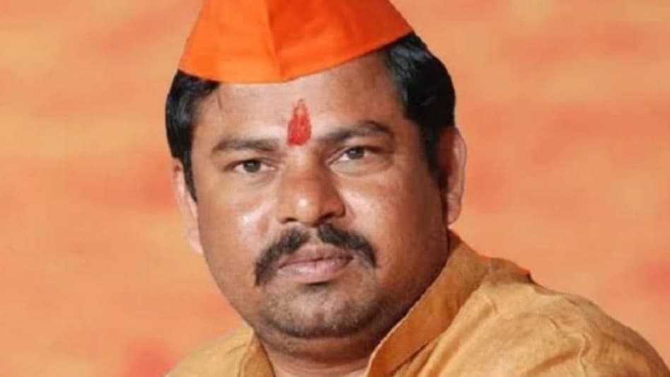 तेलंगाना बीजेपी विधायक राजा सिंह गिरफ्तार, प्रोफेट मोहम्मद के के ऊपर दिया विवादित बयान, मुस्लिम समुदाय का प्रदर्शन जारी