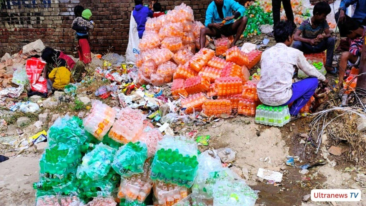 पीने की बजाए बहाई गई कोल्डड्रिंक