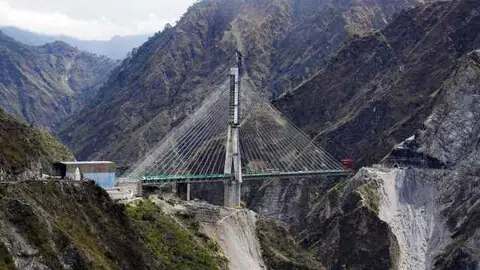 देश का पहला रेल केबल ब्रिज इन विशेषताओं से है लैस, 96 तारें उठाएंगी ट्रेन का भार