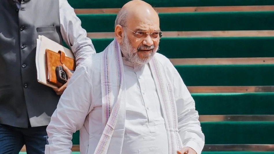 अवैध अप्रवास रोकने के लिए सरकार लेकर आई नया बिल, 7 साल कैद और 10 लाख जुर्माना समेत जानिए क्या हैं इसके प्रावधान