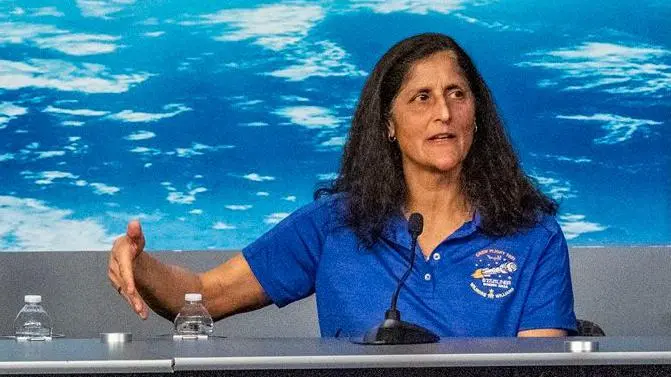 अंतरिक्ष से लौटने के बाद सुनीता विलियम्स की पहली प्रेस कॉन्फ्रेंस बताया मुंबई और हिमालय का दृश्य