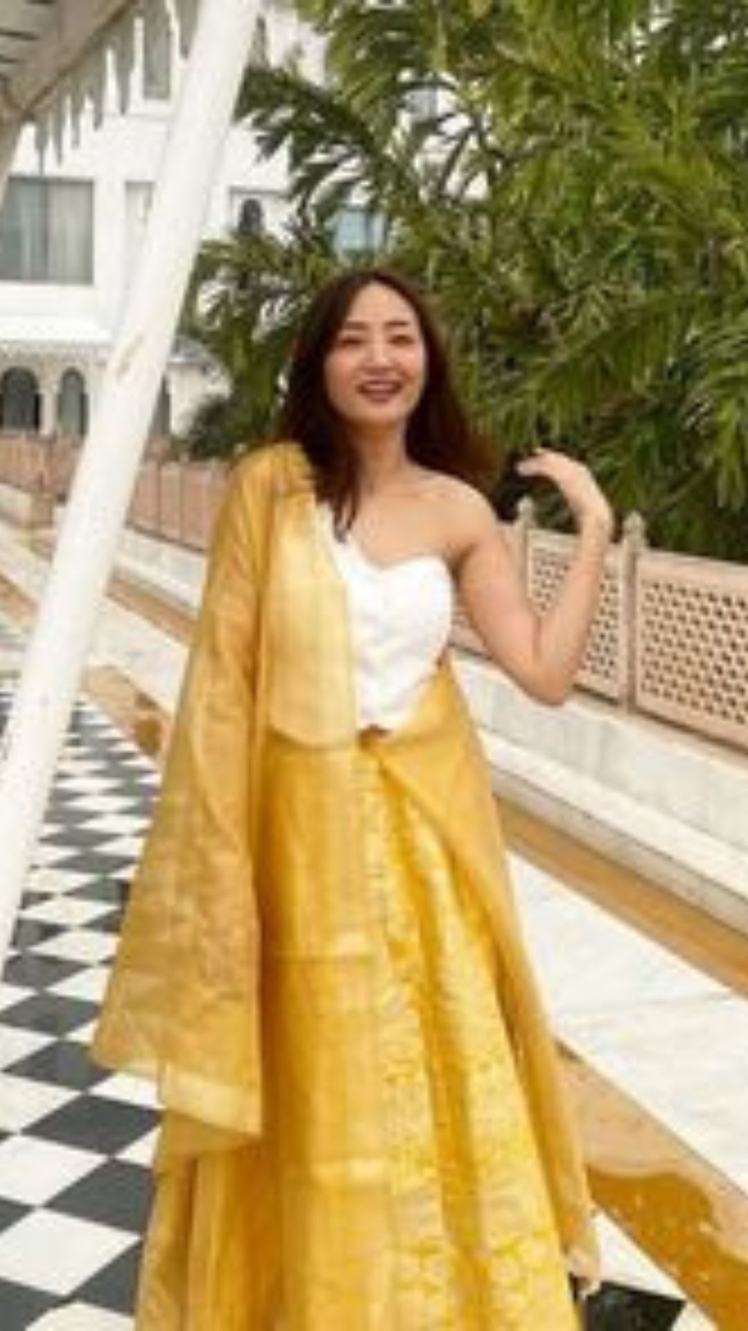 चुम दरांग ने लिया मुंबई में घर 